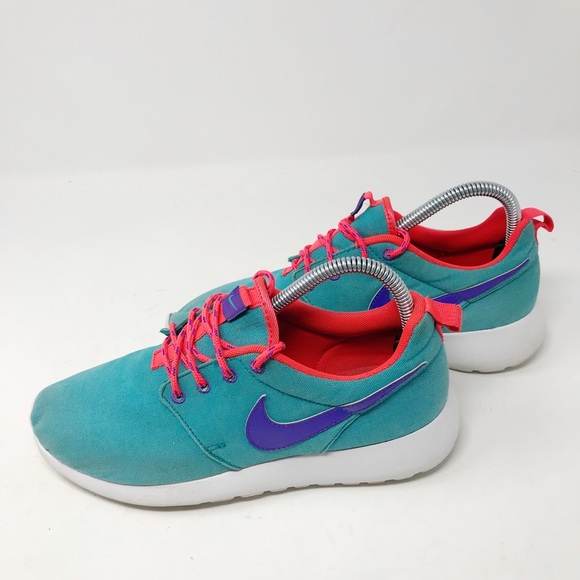 Nike Roshe One Running Shoes Women Size 7.5 /6y - Picture 3 of 7